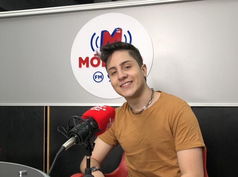 Hugo Henrique apresenta sucessos e fala sobre novo DVD “Virada de Chave”