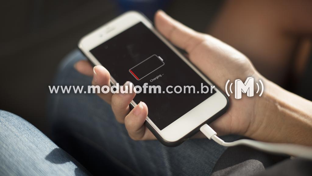 Câmara aprova projeto que prevê instalação de totens para carregar celulares em secretarias e autarquias de Patrocínio
