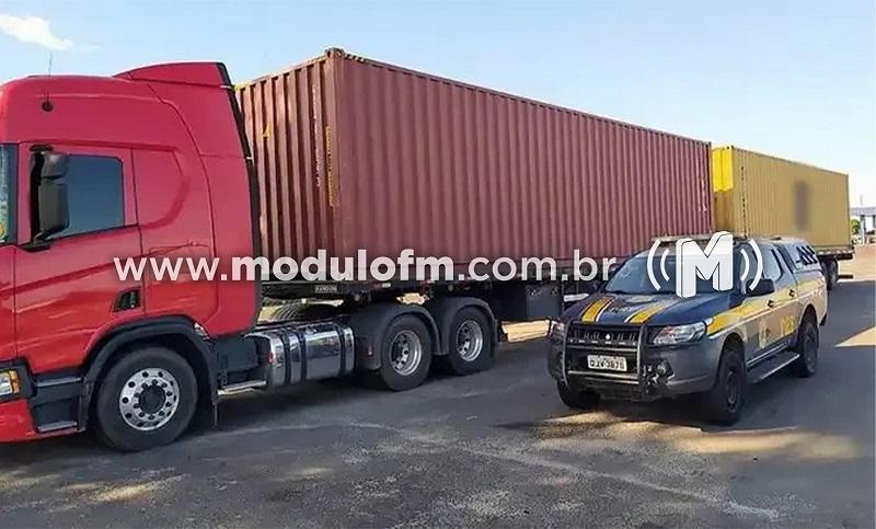 Veículos pesados sofrem restrições de circulação em rodovias durante o feriado prolongado