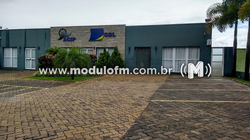 Câmara da Mulher Empreendedora realiza evento sobre liderança e essência feminina no empreendedorismo