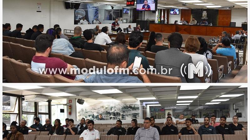 Câmara debate horário de funcionamento do comércio em Patrocínio