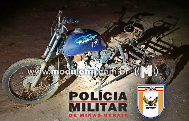 Homem é preso e motocicleta de origem não comprovada...