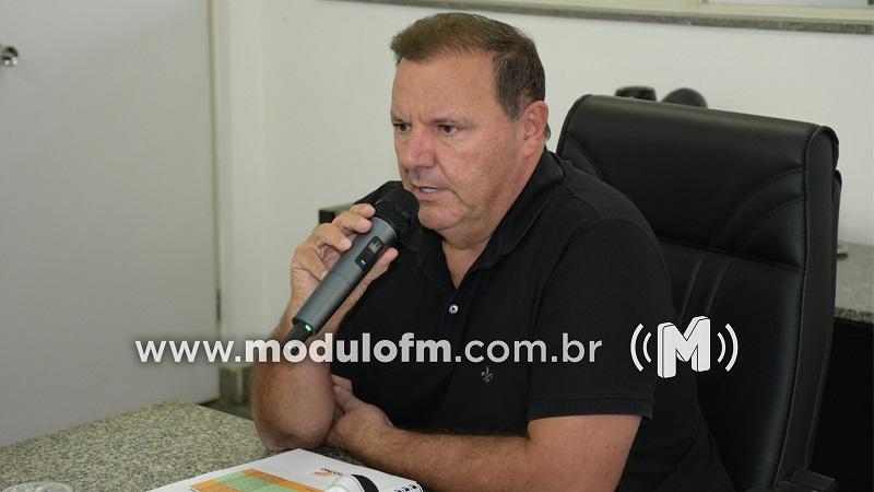 Prefeito critica vereadores da oposição: “torcem para que nada nesse governo dê certo”