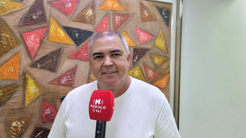 Vereador relata demora na liberação de projetos pela Secretaria...