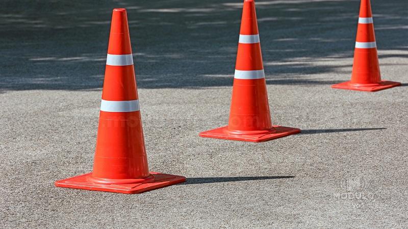 Cones são instalados na BR-365 para auxiliar deslocamento de romeiros entre Patrocínio e Romaria