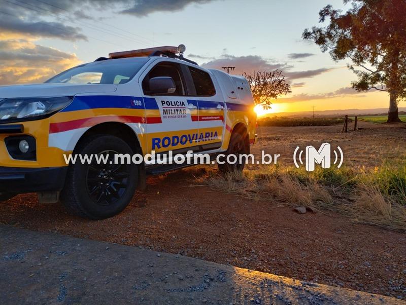 Homem de 62 anos é conduzido à delegacia por dirigir sob influência de álcool
