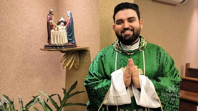 Padre Artur Oliveira celebra missa nesta segunda-feira (04) em Patrocínio