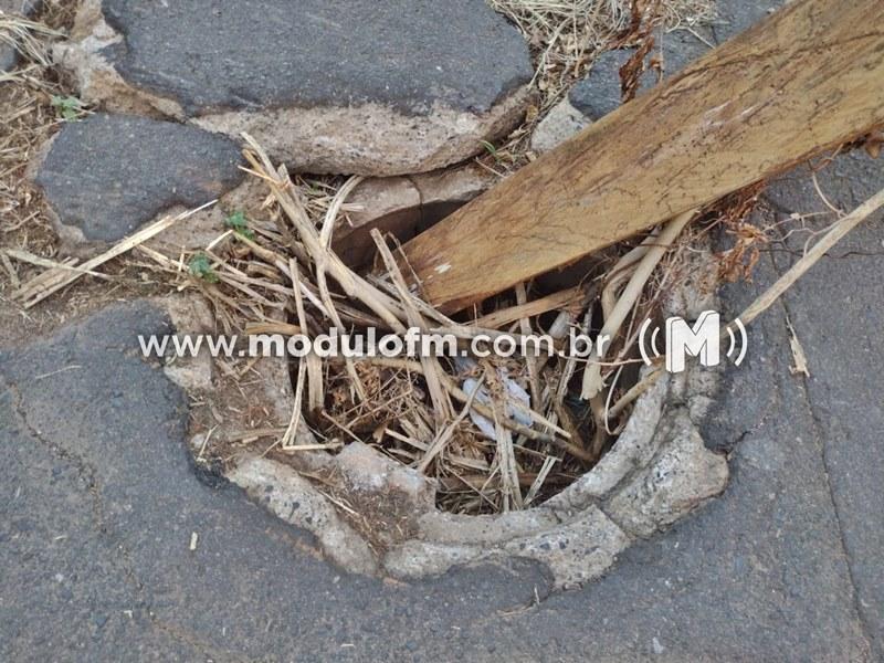 Imagem 3 do post Bueiro aberto próximo ao supermercado Bernardão no bairro Belvedere aumenta o risco de acidentes e moradores cobram reparos