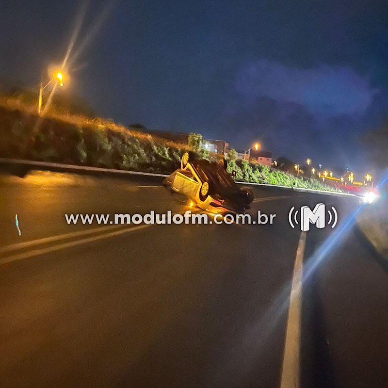 Imagem 2 do post Grave acidente deixa três pessoas feridas, incluindo uma criança de 3 anos na BR-365