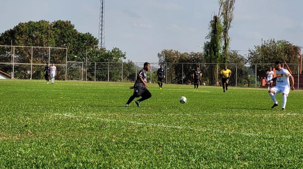Ribeirão da Cachoeira vence e assume a vice-liderança do Módulo II de Patrocínio