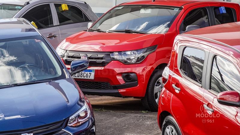 Câmara de Patrocínio publica edital para aquisição de carro 0 km