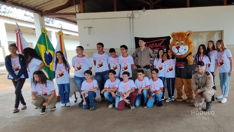 Polícia Militar realiza formatura do PROERD no setor rural de Patrocínio