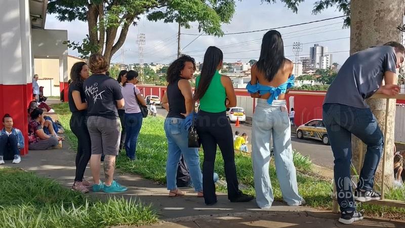 Vereador relata falta de estrutura para exames de direção em Patrocínio: “não tem uma cadeira”
