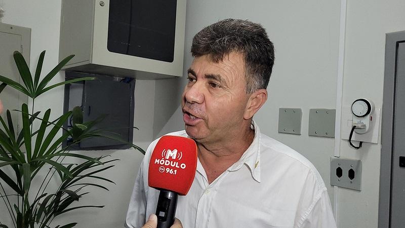 Vereador afirma que vai doar reajuste do próprio salário para duas entidades
