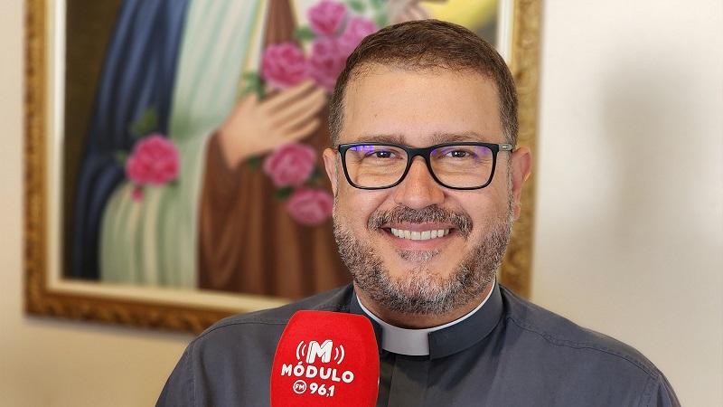 Padre Marcelo Marins assume a Paróquia Santa Terezinha em Patrocínio
