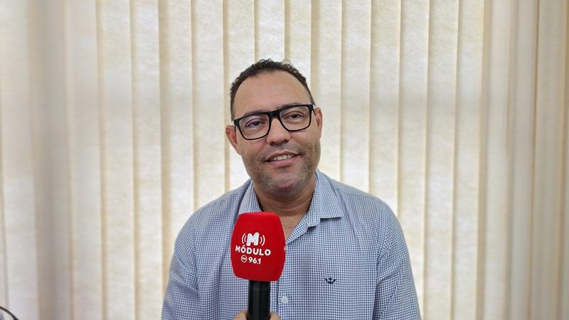 Pastor Alaércio retorna para a Câmara Municipal em breve
