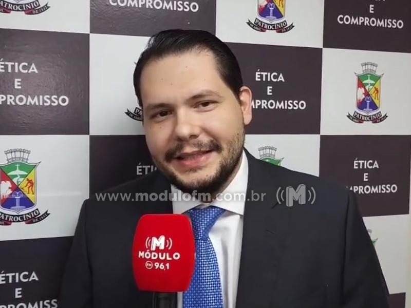 Gustavo Brasileiro nega desistência de candidatura a prefeito, mas admite abrir mão se for a decisão de seu grupo político