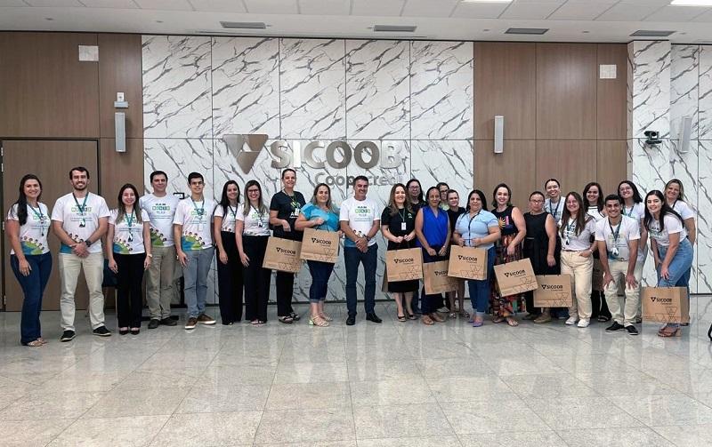 Lançada 5ª edição do projeto 'Veja um Mundo Melhor' do Sicoob Coopacredi que vai beneficiar mais de 1.100 crianças