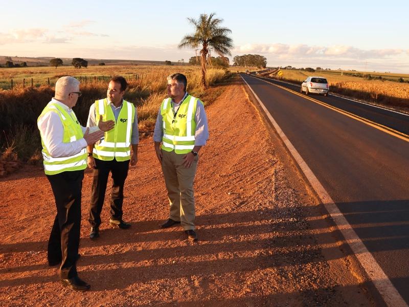 Governo de MG avalia avanços nas rodovias BR-365 (entre Patrocínio e Uberlândia), MG-190 e BR-452