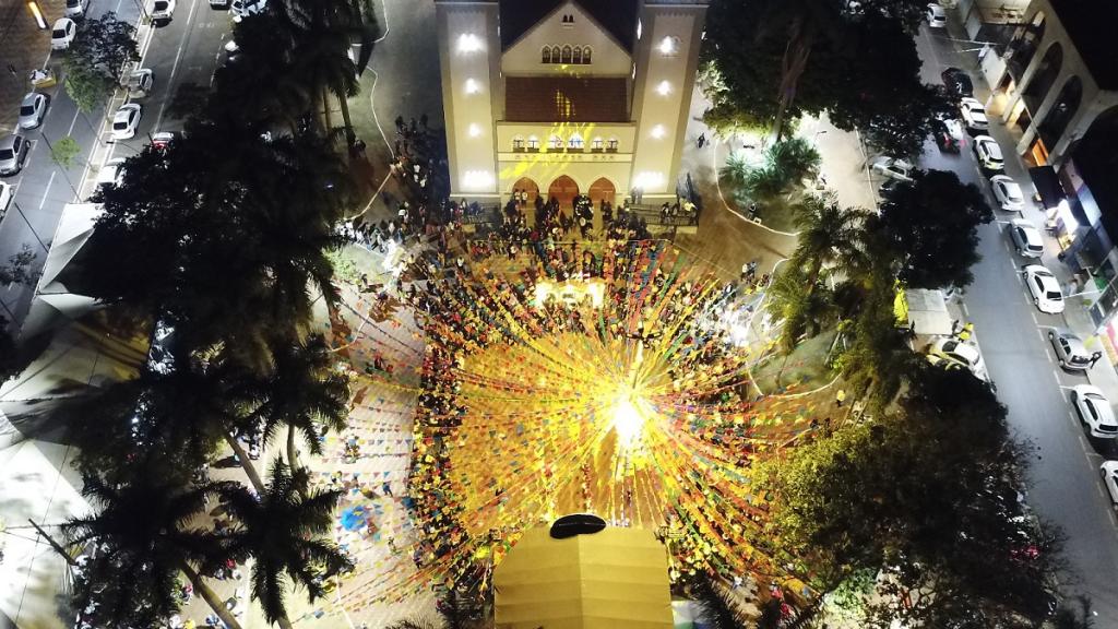 6ª edição do Arraiô Patrô começa hoje celebrando as tradições juninas com apresentações de escolas