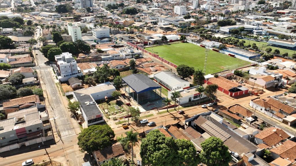 Sala de cinema do CEU das Artes, no bairro Marciano Brandão, passa por obras de ampliação