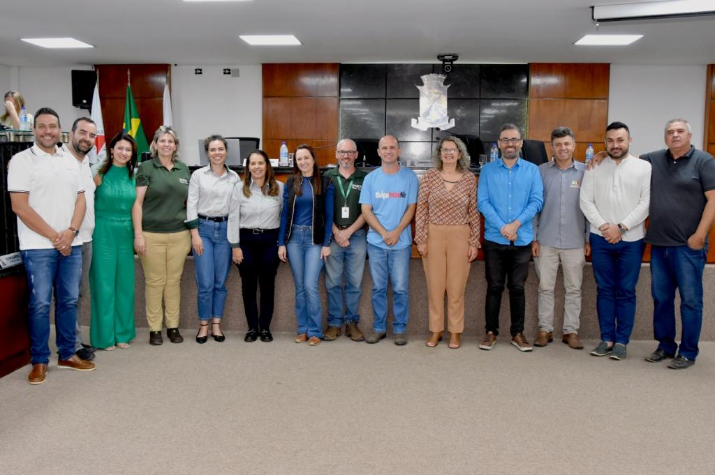 Técnicos da Emater destacam ações em reunião da Câmara Municipal de Patrocínio
