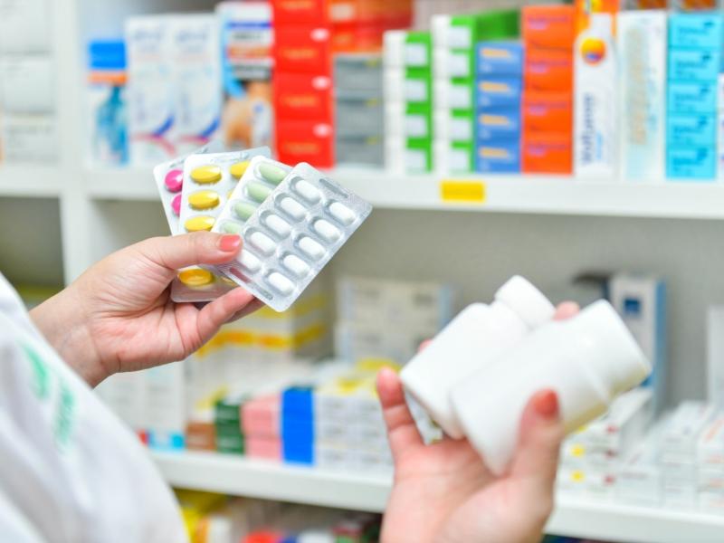 Confira a nova lista de medicamentos ofertados pelo programa Farmácia Popular