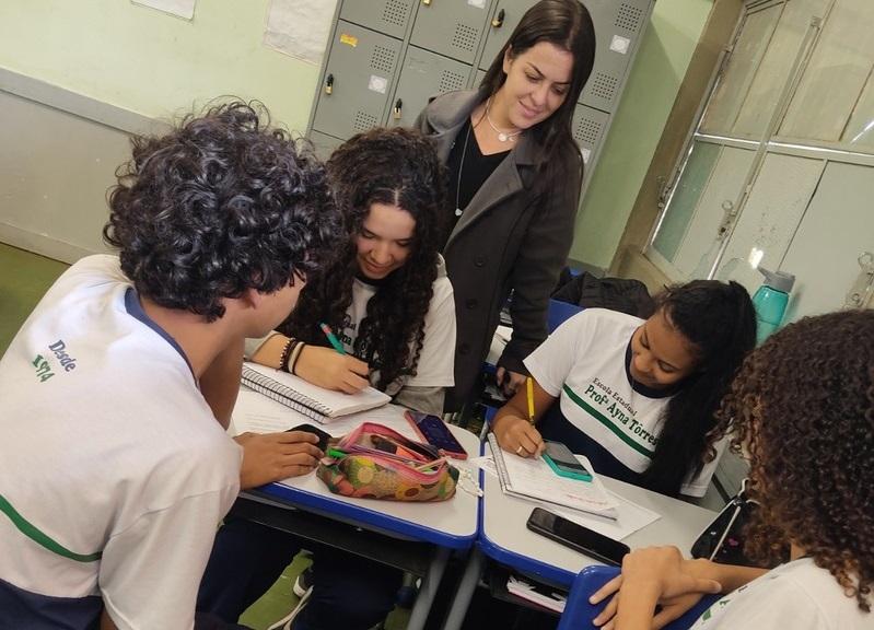 Governo de Minas nomeia mais 3,9 mil servidores aprovados no concurso da Educação