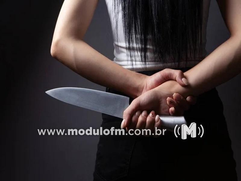 PM prende mulher armada após denúncia de enforcamento em Patrocínio