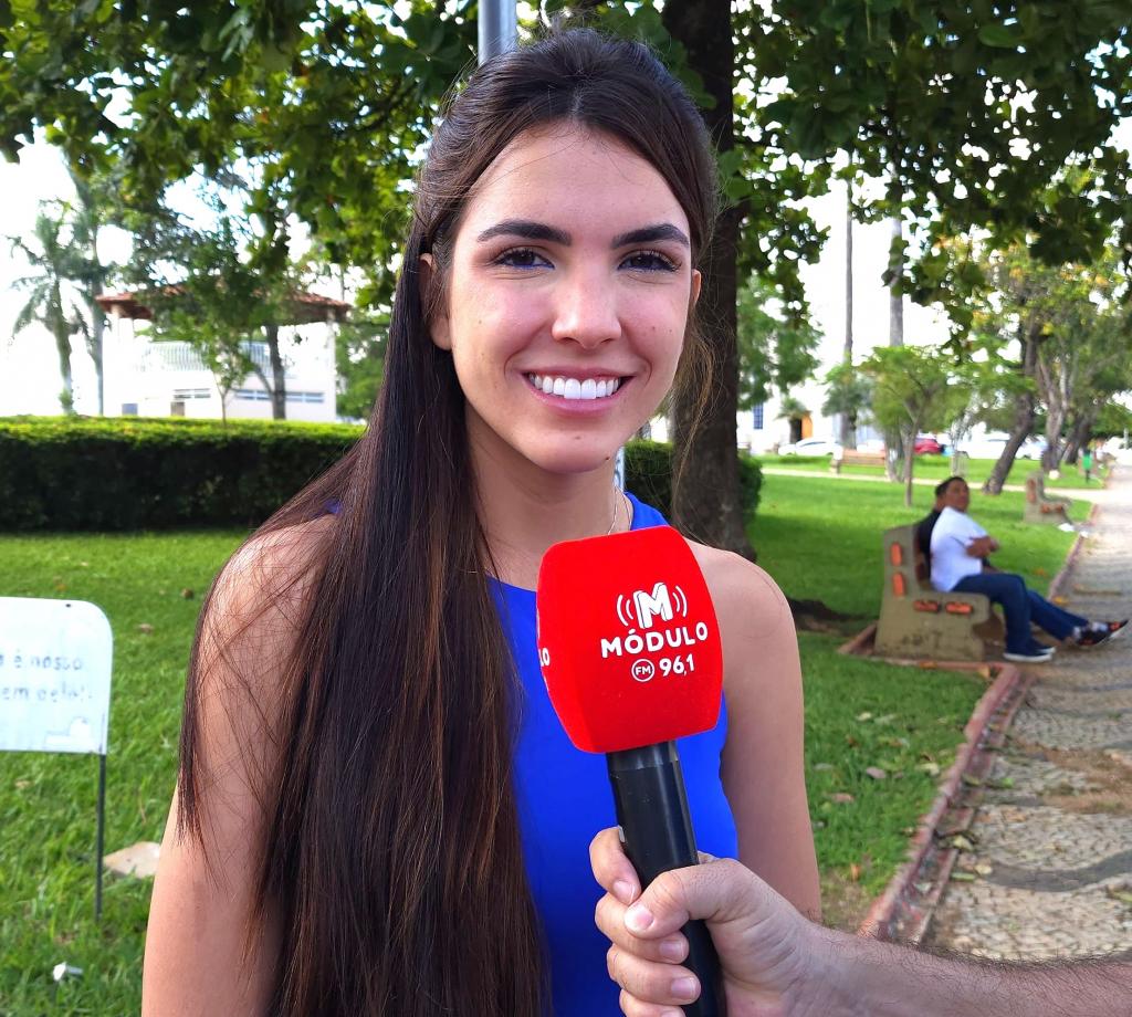 Deputada Maria Clara Marra entrega três tratores para comunidades rurais de Patrocínio