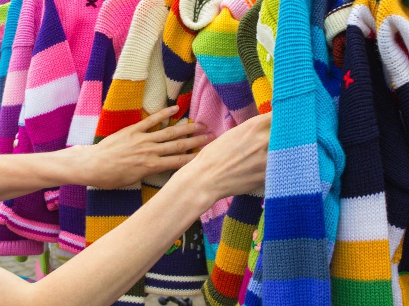 Clube das Romãs realiza mais um bazar com venda...