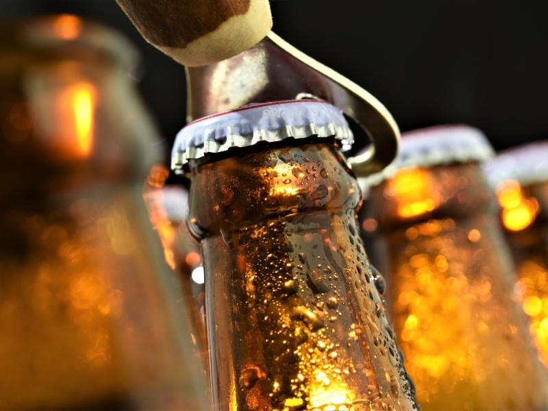 ELEIÇÕES 2024: Venda de bebidas alcoólicas está liberada em Minas Gerais no dia do pleito
