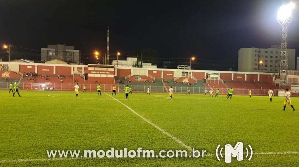 Macaúba Espetos vence Camarote e decide o título do...