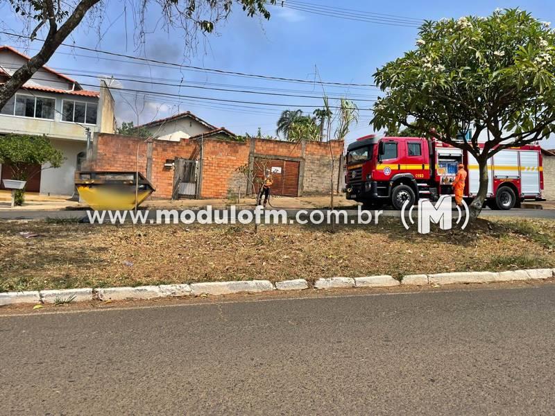 Suspeita de incêndio criminoso em caçamba de lixo mobiliza Corpo de Bombeiros em Patrocínio