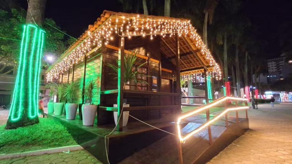 Casinha do Papai Noel reabre para visitação nesta sexta-feira...