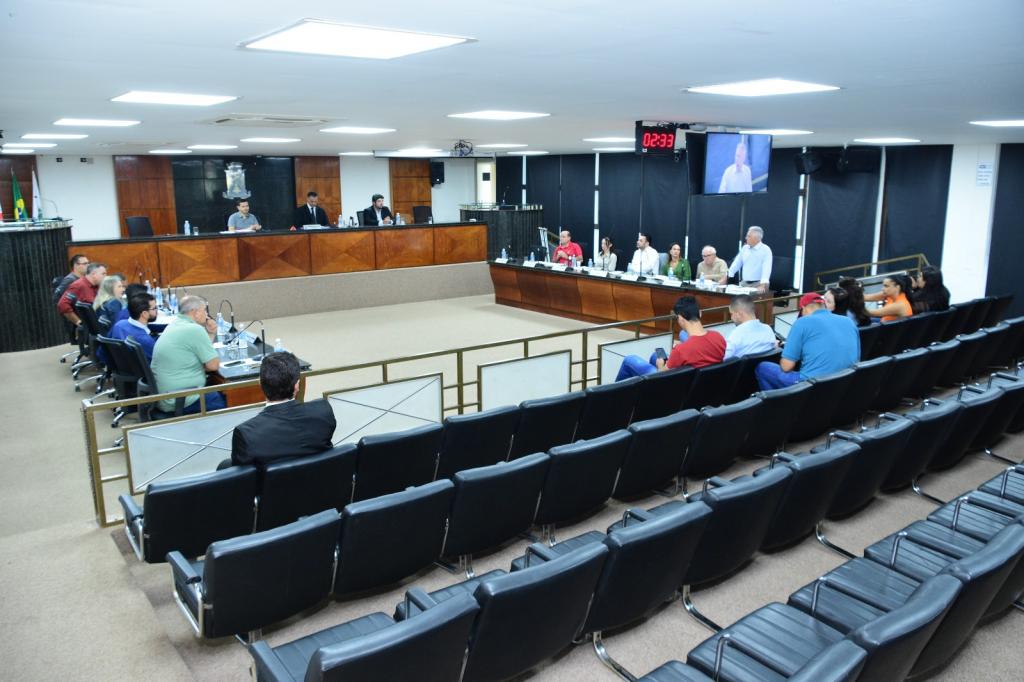 Com mais de 560 indicações ao prefeito, Câmara realiza...