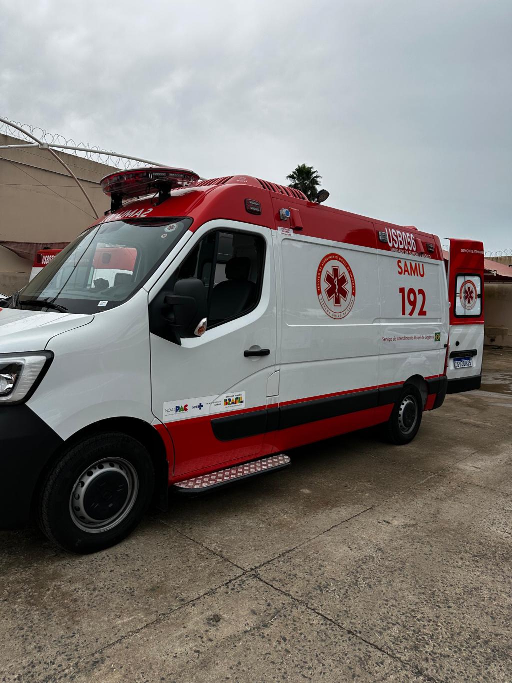 Patrocínio recebe duas novas ambulâncias para reforçar o atendimento...