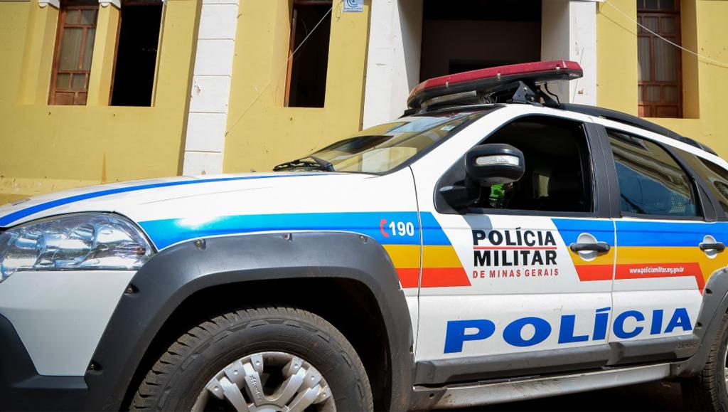 Homem com mandado de prisão em aberto é detido em Patrocínio