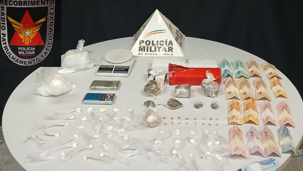 Homem foge para área de mata e saca arma contra policiais, que revidam, após apreensão de drogas no Bairro Serra Negra