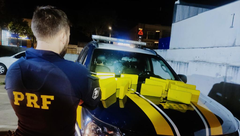 PRF apreende mais de R$ 1 milhão em cocaína durante abordagem na...