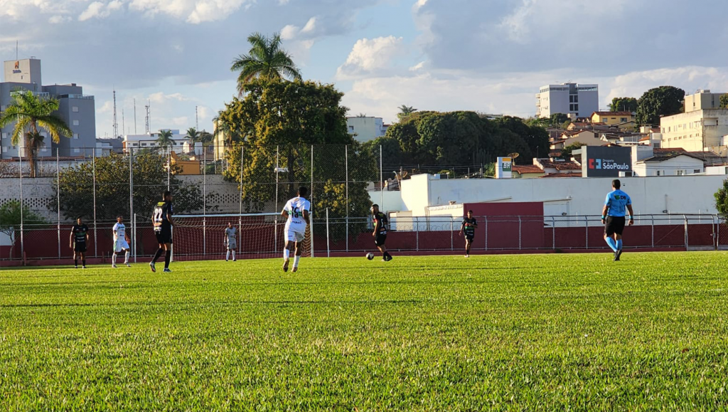 Carajás/Fluminense enfrenta o Sparta em duelo de líderes do Regional