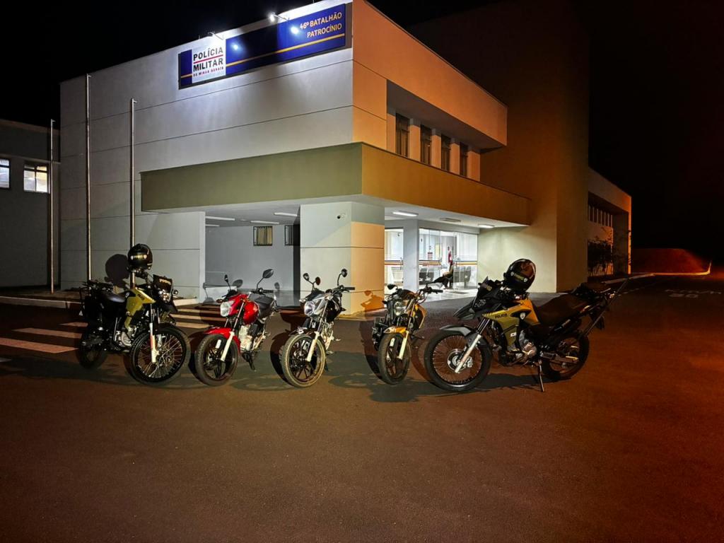 Três motociclistas são detidos durante “rolezinho” em Patrocínio; multas passam de R$ 30 mil