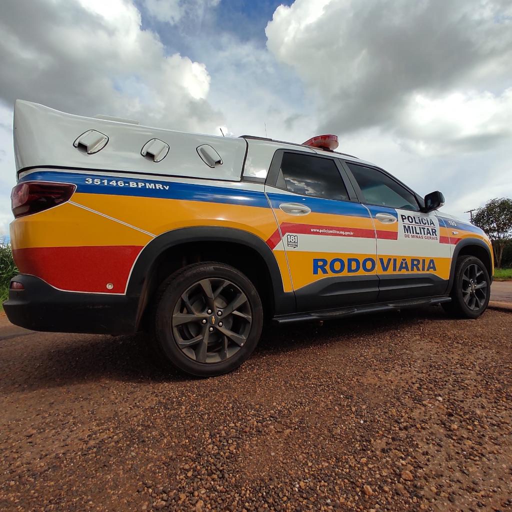 Homem com mandado de prisão é detido durante abordagem na MG-188, em Coromandel