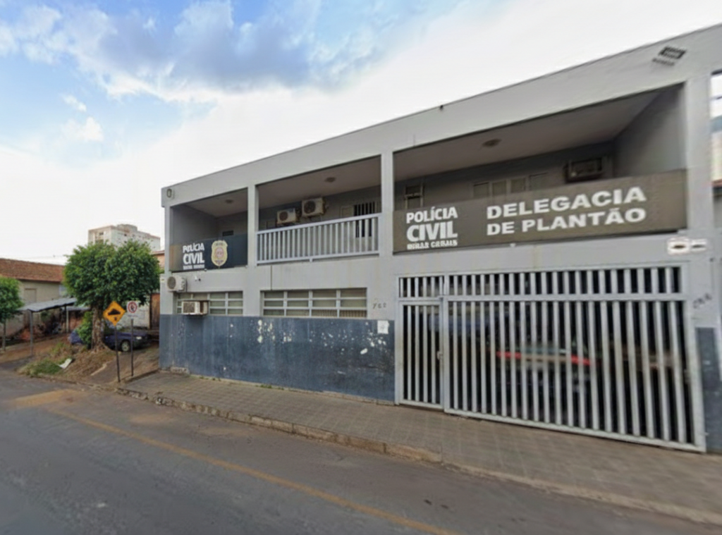 Casal é preso após denúncia de supostos maus-tratos de bebê em Patos de Minas
