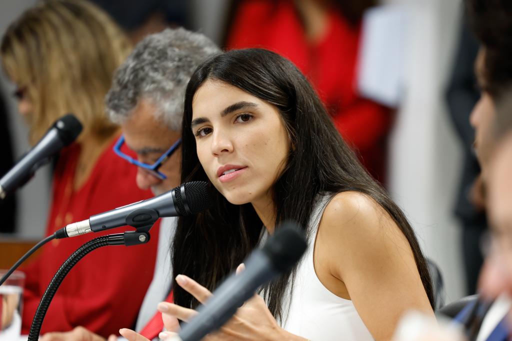 CCJ da ALMG aprova projeto da deputada Maria Clara para proibir reconstituição de leite em pó importado em Minas