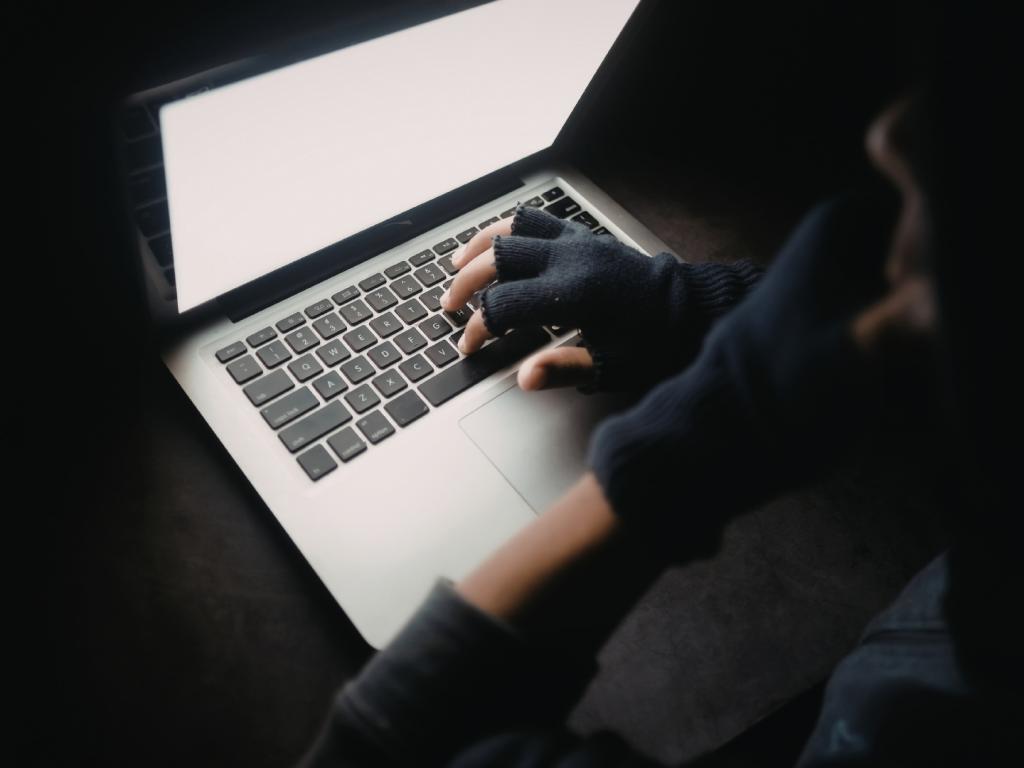 Empresário perde mais de R$ 100 mil após golpe bancário em Patos de Minas