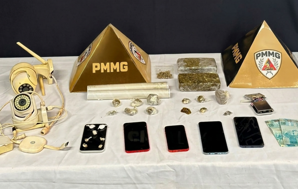 Quatro homens são presos por suspeita de tráfico de drogas em Guimarânia