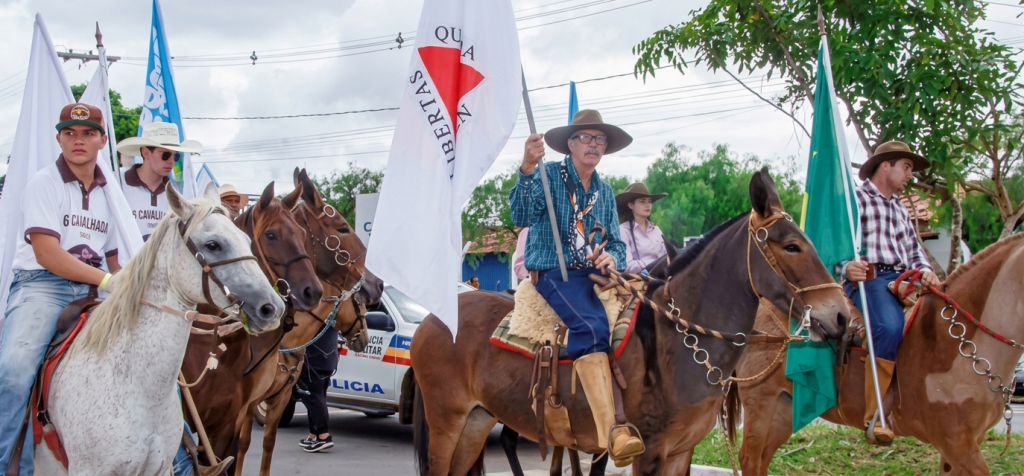 Camisetas da Cavalgada da FemCafé 2026 começam a ser vendidas na segunda-feira em Patrocínio
