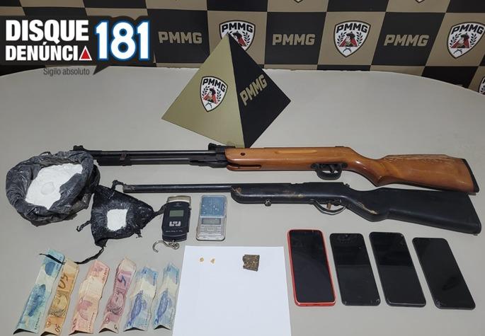 Dois são presos por tráfico e posse de armas no bairro Vila...