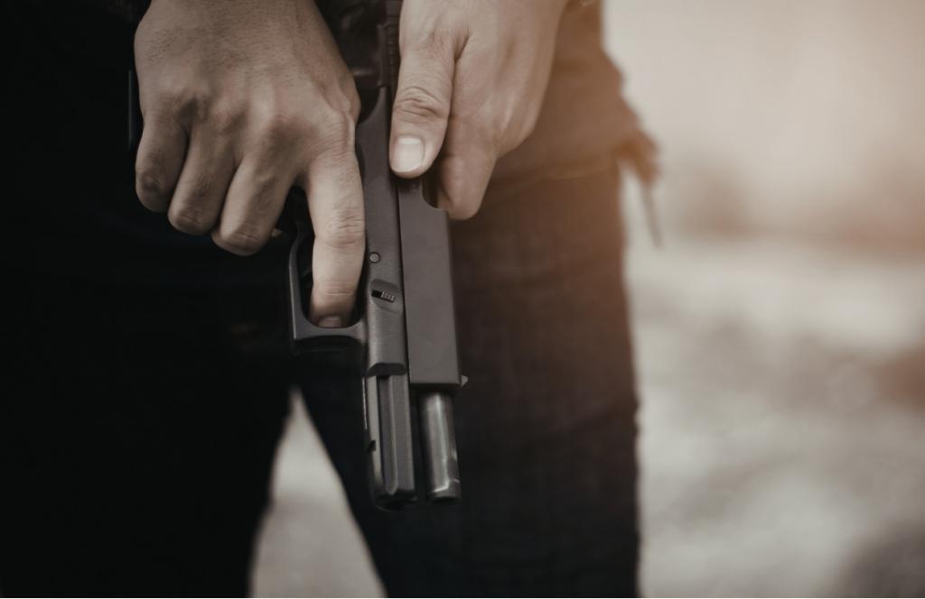 Homens armados assaltam mulher em bar no bairro Morada Nova, em Patrocínio